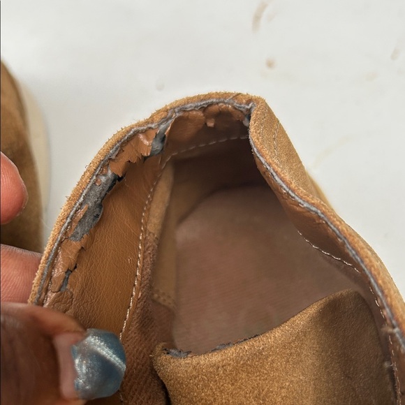 UGG Men's Brown Suede Chukka Boots - Picture 2 of 4